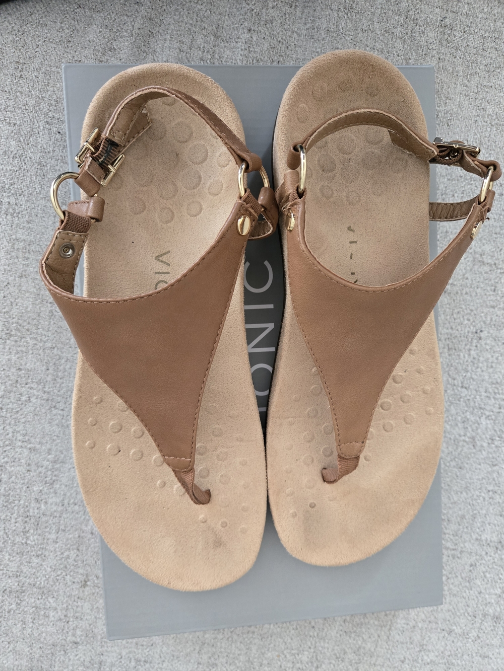 Vionic Brown Leather Toe-Post Sandals with Gold Accents - Women